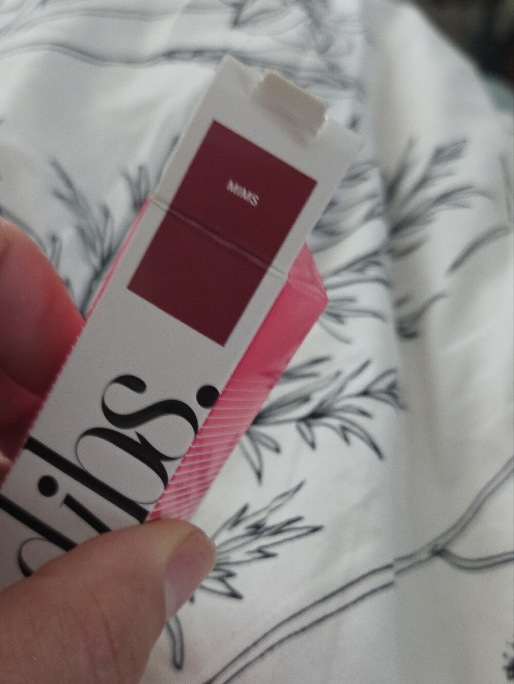 Dibs Go To Glossy Balm — Color Mims NIB - Picture 3 of 5